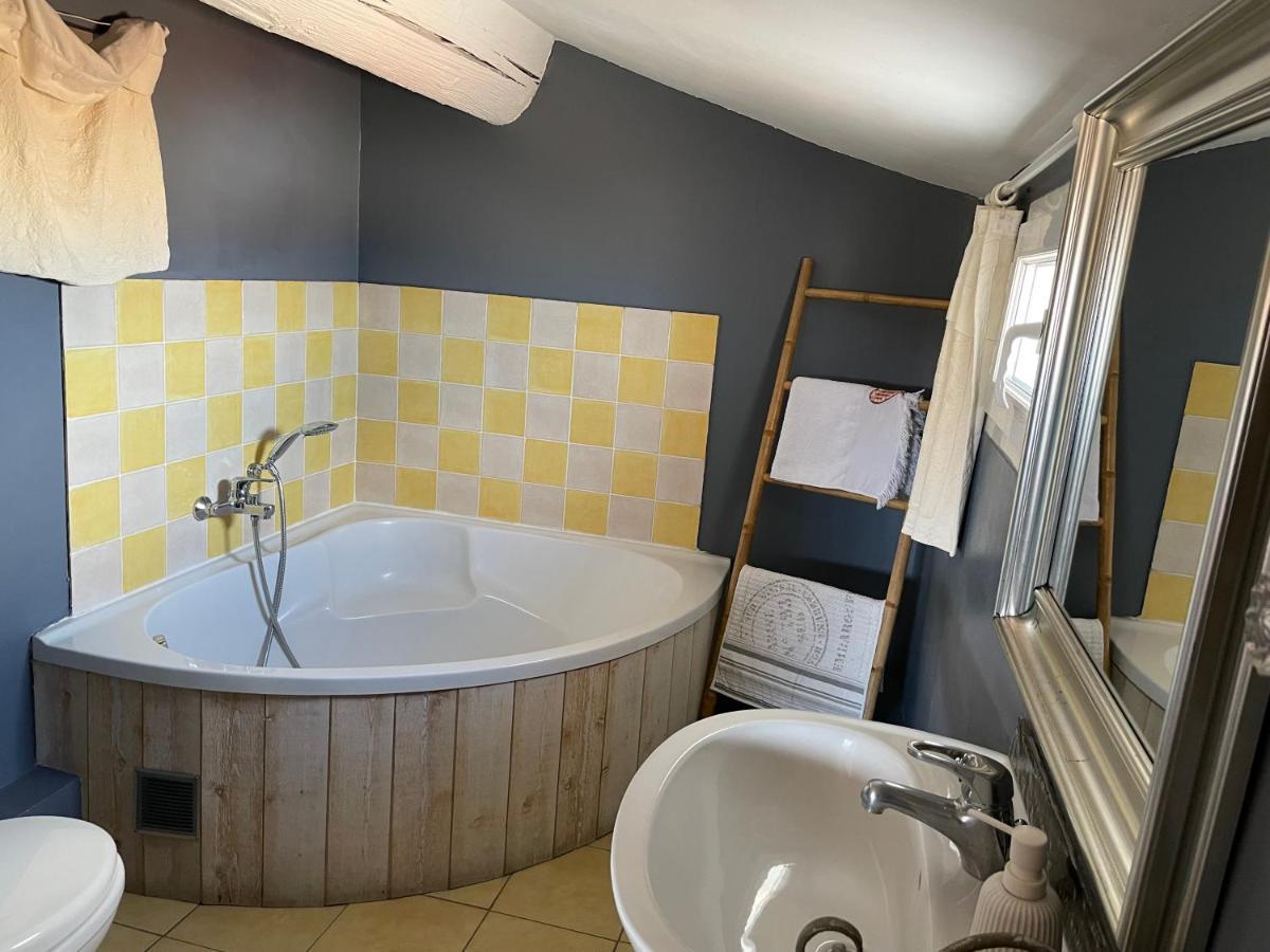Maison Capucine Mèze Esterno foto